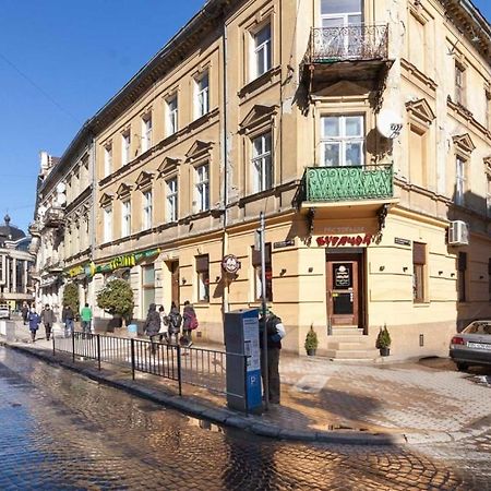 Три Кімнати Вулиця Грушевського 9 Центр Міста Львів Apartment Bagian luar foto