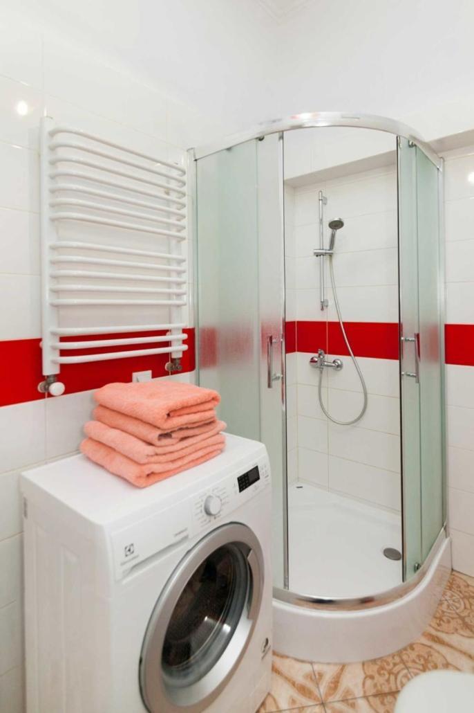 Три Кімнати Вулиця Грушевського 9 Центр Міста Львів Apartment Bagian luar foto